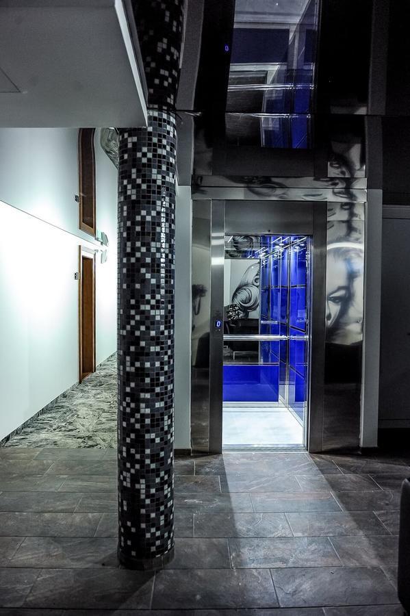 Garni Hollywoodland Wellness & Aquapark Hotel Belgrade