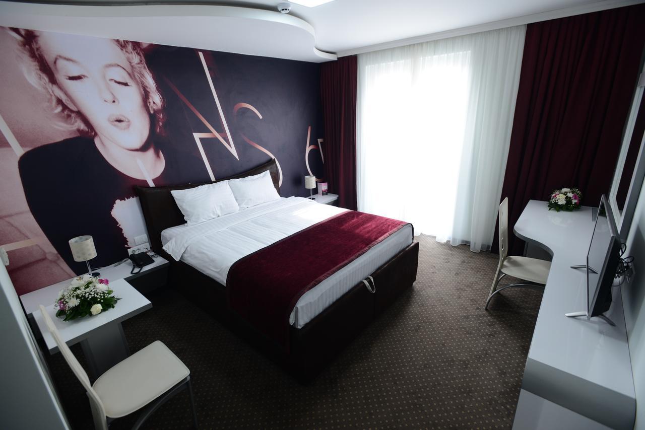 Hotel Garni Hollywoodland Wellness & Aquapark