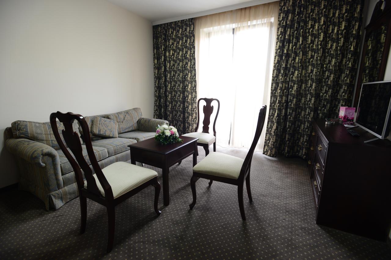 Garni Hollywoodland Wellness & Aquapark Hotel
